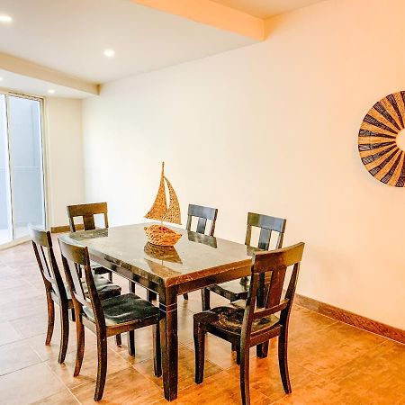 Beautiful 3 Bdr 2,5 Bath- Steps From Beach W/Pkg 티후아나 외부 사진