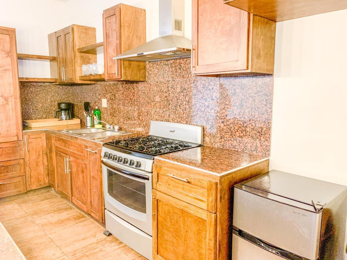 Beautiful 3 Bdr 2,5 Bath- Steps From Beach W/Pkg 티후아나 외부 사진